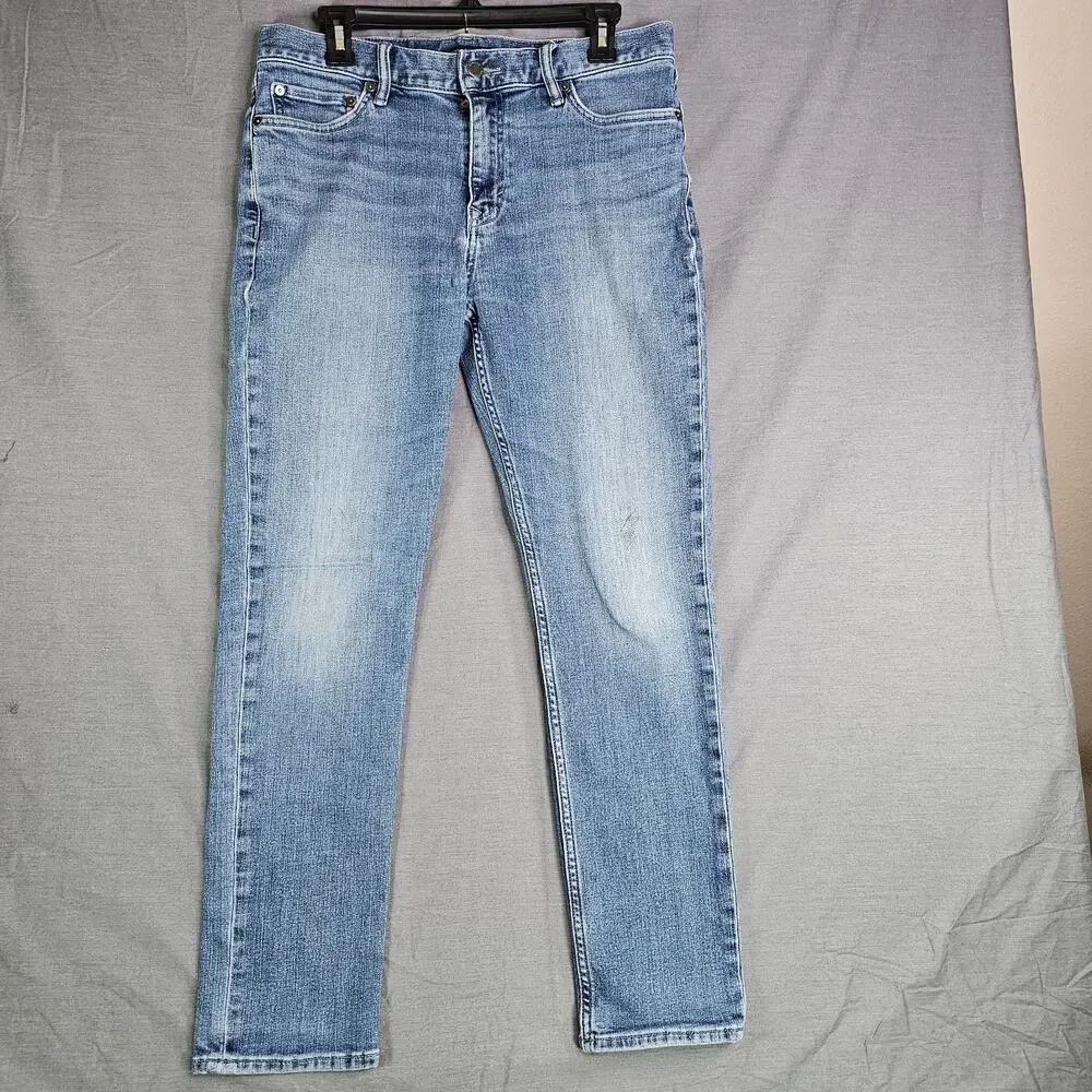 Banana Republic Slim Fit Light Wash Denim Blue Jeans Men's Size 32W x 30L